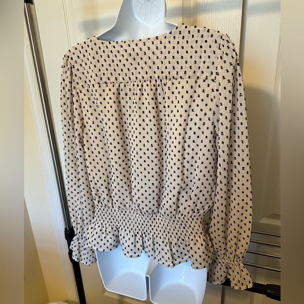Ann Taylor blouse NWT - Picture 4 of 6